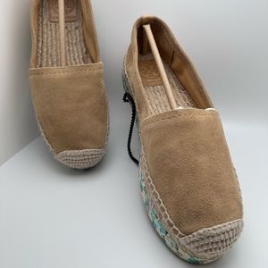 Tory Burch Tan Suede Espadrilles Wedge Size 7 EUC